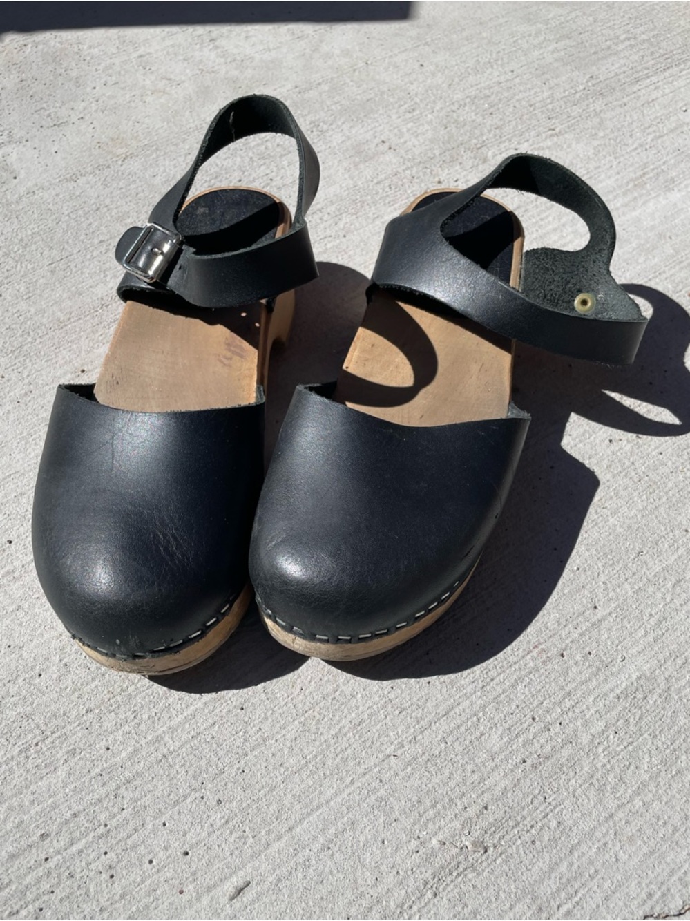 BJORK Swedish Comfort Leather Clogs | Black | Size 38 | Classic Wood Sole